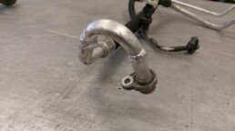 Popravilo krivine avto klimatske cevi