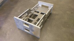 Varjenje CNC izdelanega aluminijastega orodja