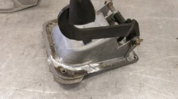 Magnezijev nosilec pedalke